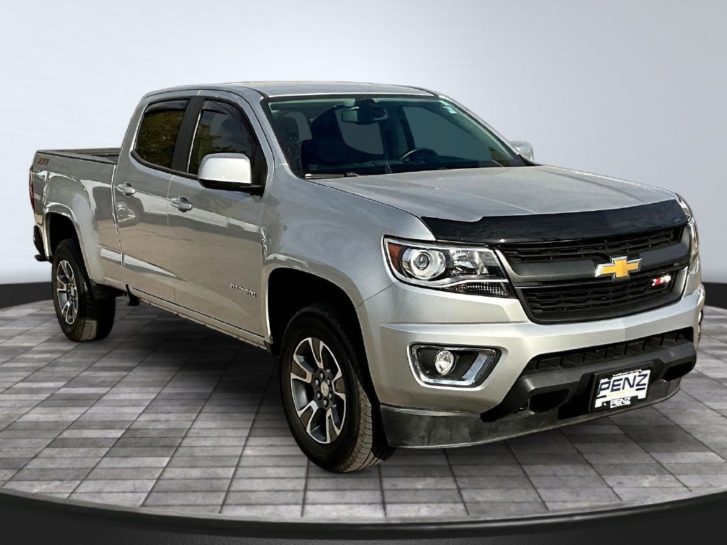 Used 2015 Chevrolet Colorado Z71 AWD/4WD image 3