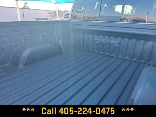 New 2026 GMC Sierra 1500 SLT w/ SLT Premium Package image 9