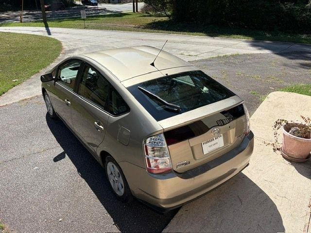 Used 2007 Toyota Prius w/ Pkg 2 FWD image 11