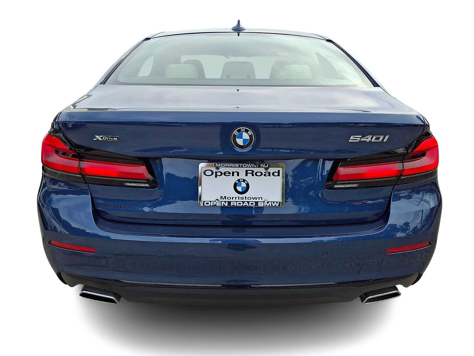 Used 2023 BMW 540i xDrive w/ Premium Package AWD/4WD image 5