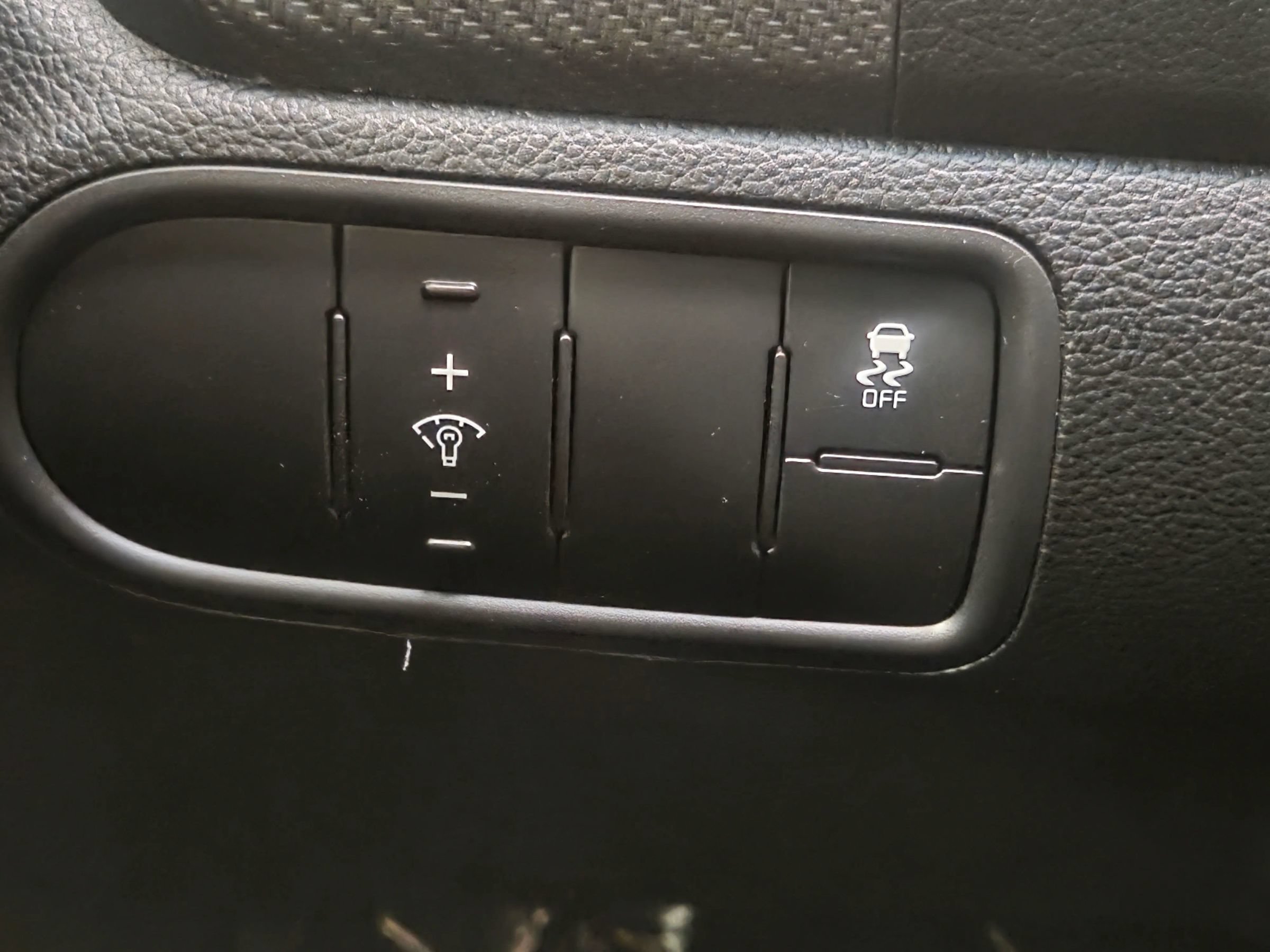 Used 2017 Kia Forte S FWD image 24