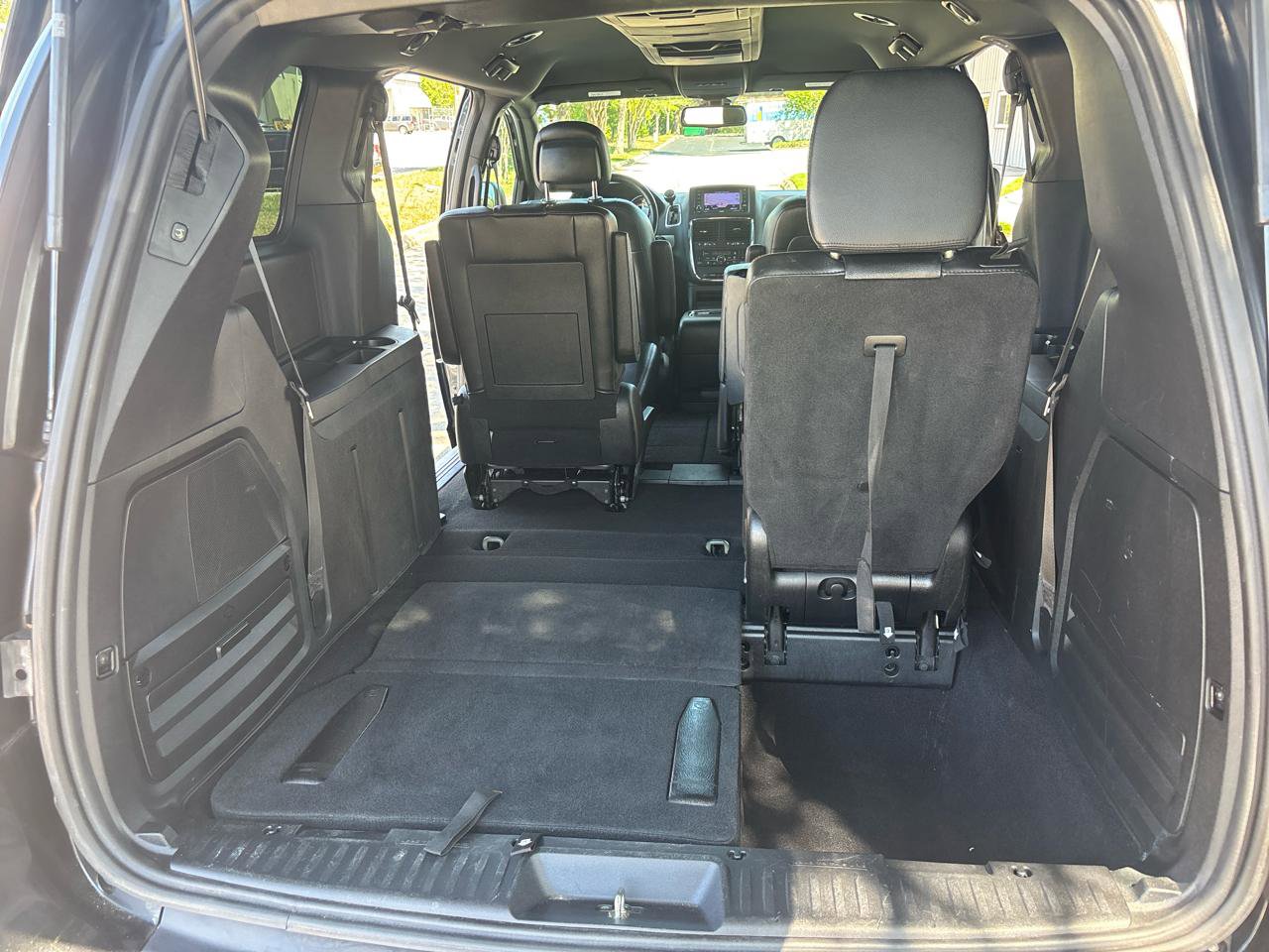 Used 2019 Dodge Grand Caravan GT image 33