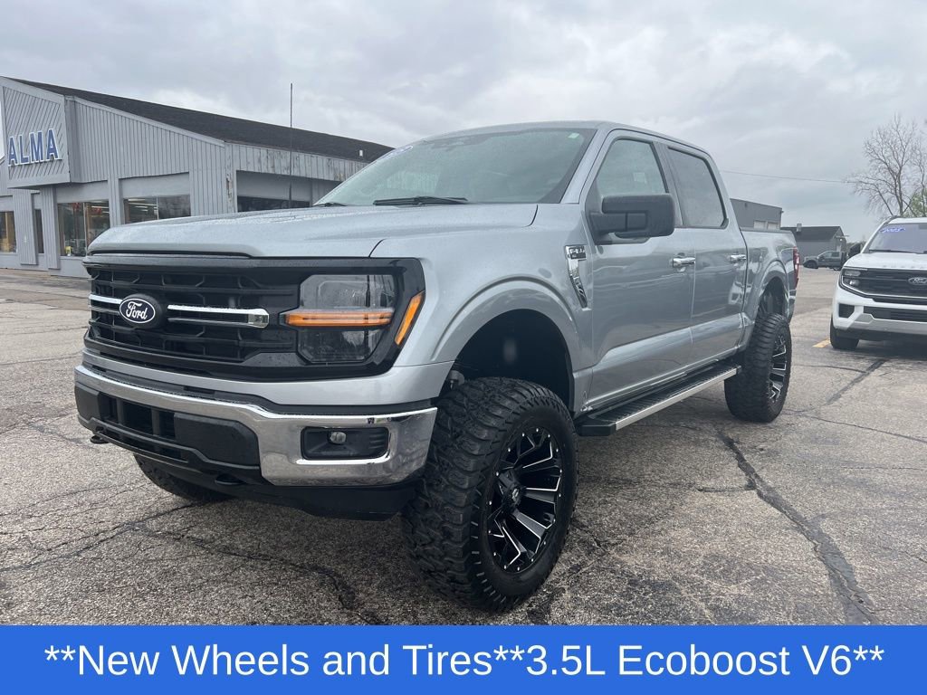 Used 2025 Ford F150 XLT w/ Equipment Group 301A Standard AWD/4WD image 3