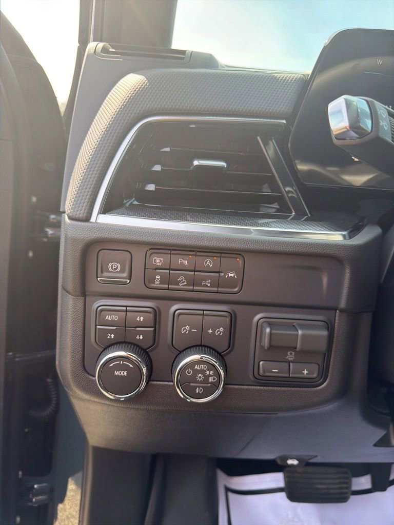 New 2026 Chevrolet Tahoe RST image 16