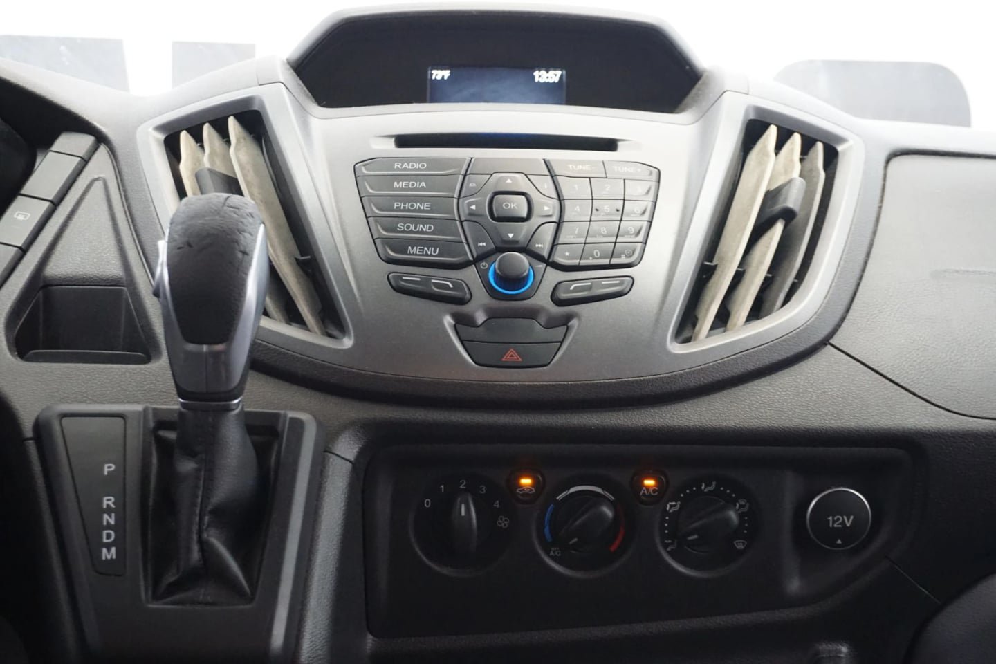 Used 2016 Ford Transit 150 XL RWD image 24