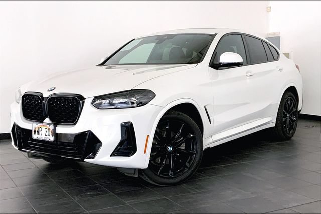 Used 2023 BMW X4 xDrive30i w/ M Sport Package AWD/4WD image 1