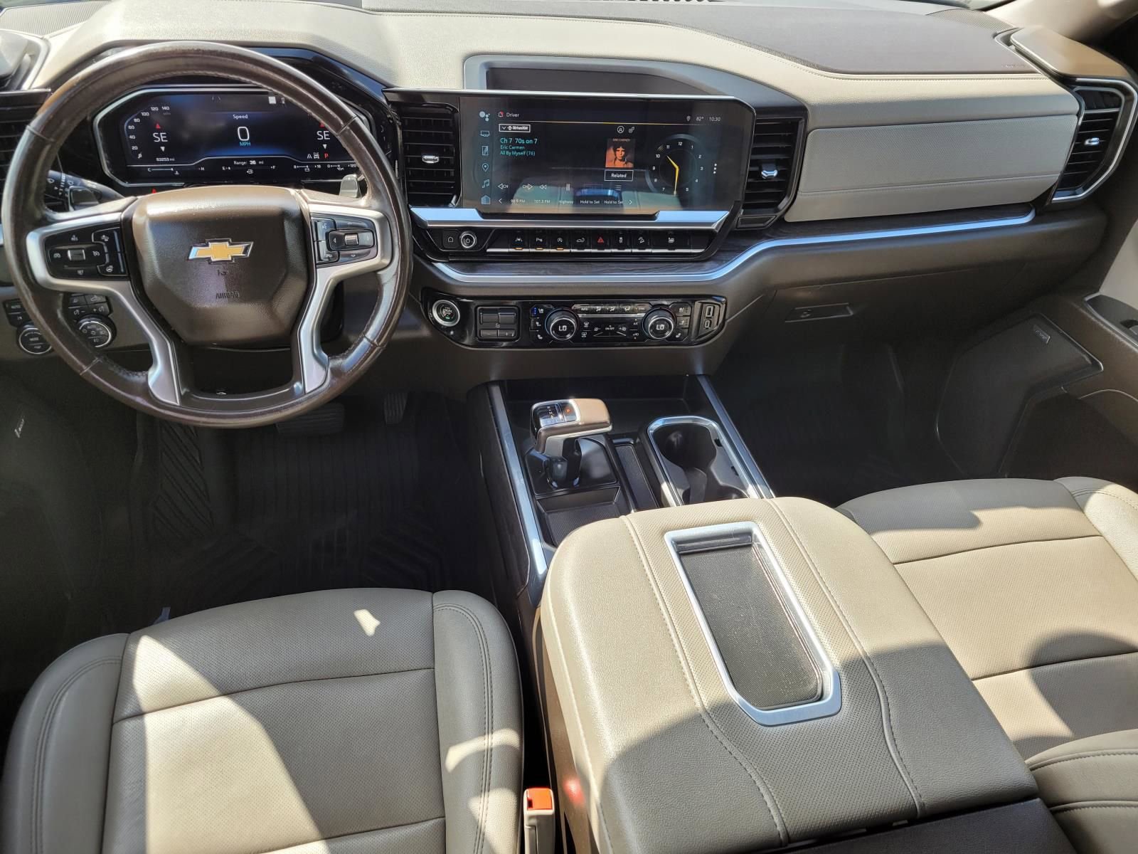 Used 2022 Chevrolet Silverado 1500 LTZ AWD/4WD image 17