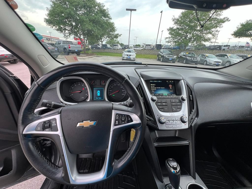 Used 2017 Chevrolet Equinox LT w/ Convenience Package AWD/4WD image 37