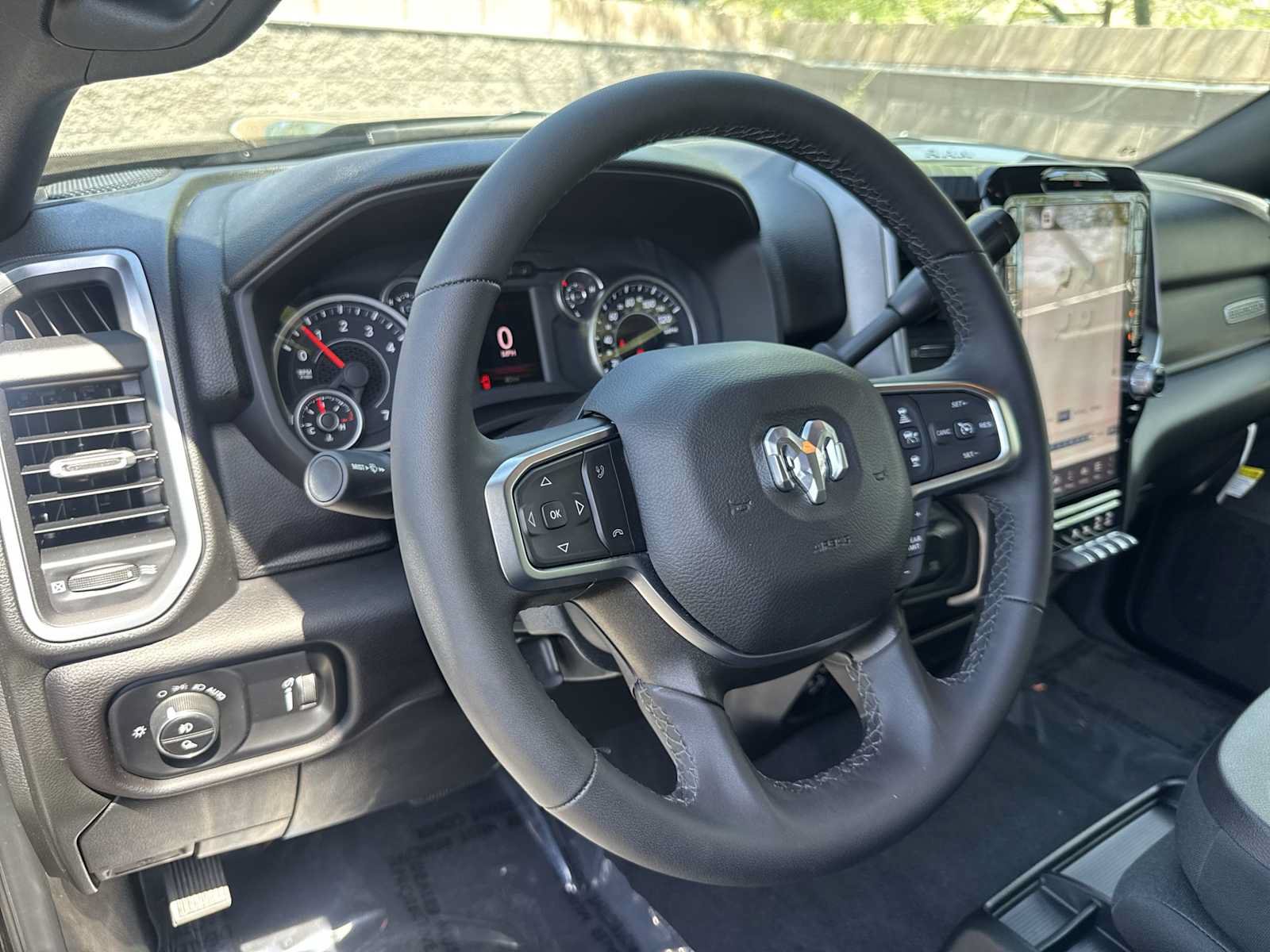 Used 2025 RAM 2500 Big Horn AWD/4WD image 10