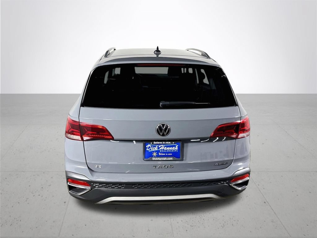 Certified 2022 Volkswagen Taos SE AWD/4WD image 8