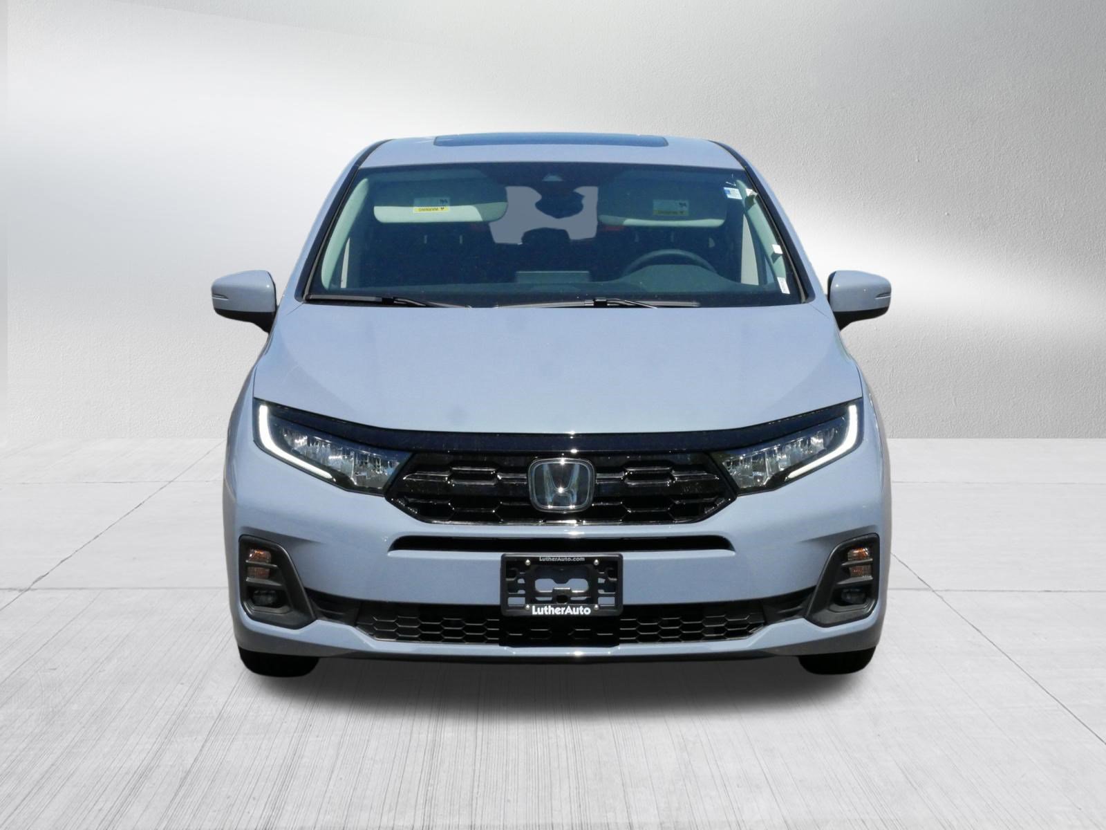 Certified 2026 Honda Odyssey Touring image 2