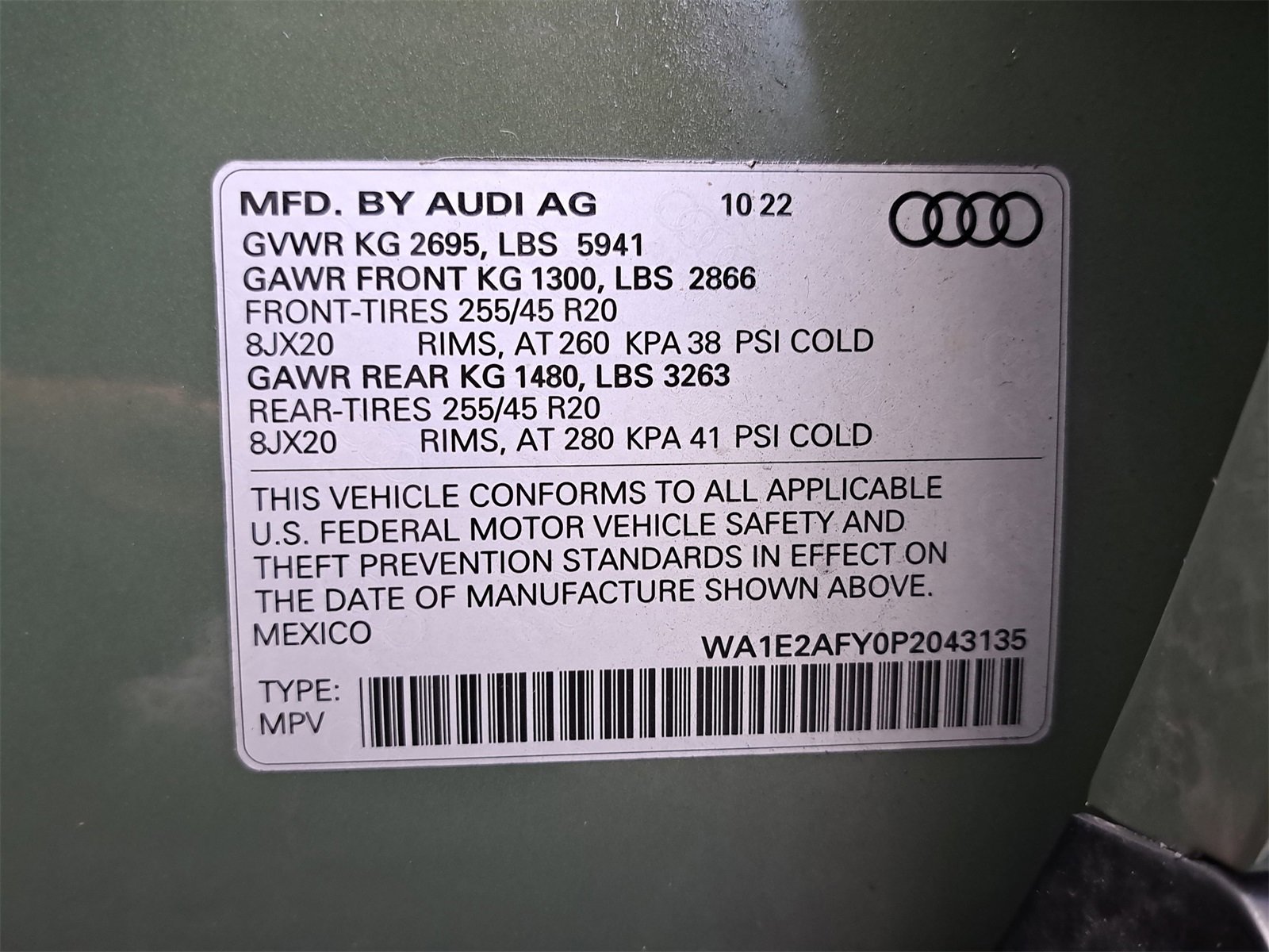 Used 2023 Audi Q5 e Premium Plus w/ Premium Plus Package image 40