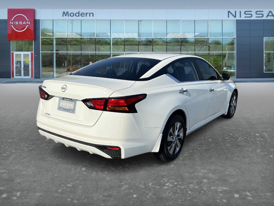 Certified 2024 Nissan Altima 2.5 S FWD image 5