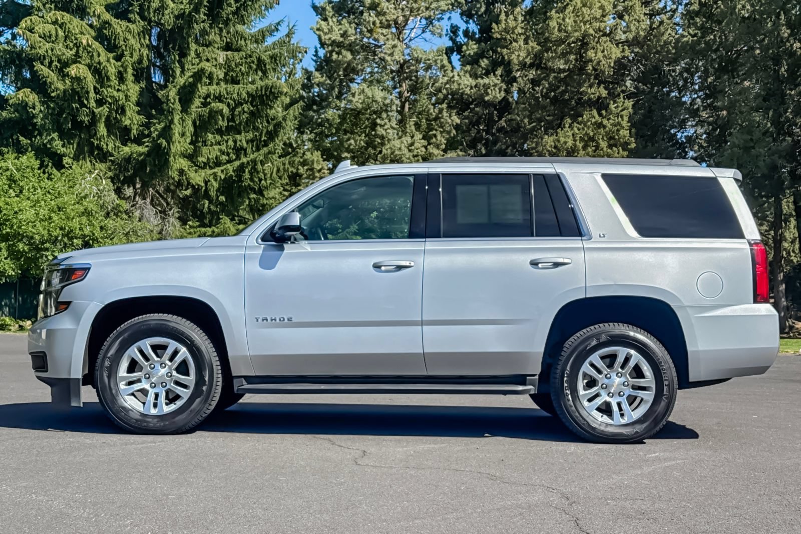 Used 2020 Chevrolet Tahoe LT AWD/4WD image 8