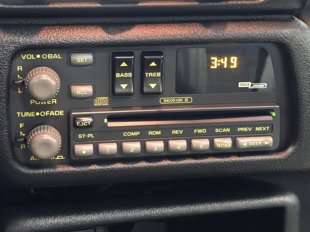 Used 1993 Chevrolet Camaro Z28 image 72