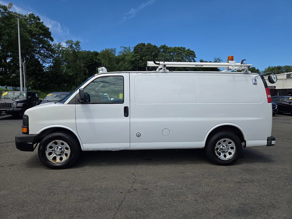 Used 2011 Chevrolet Express 1500 RWD image 8