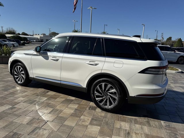New 2026 Lincoln Aviator 2WD image 4