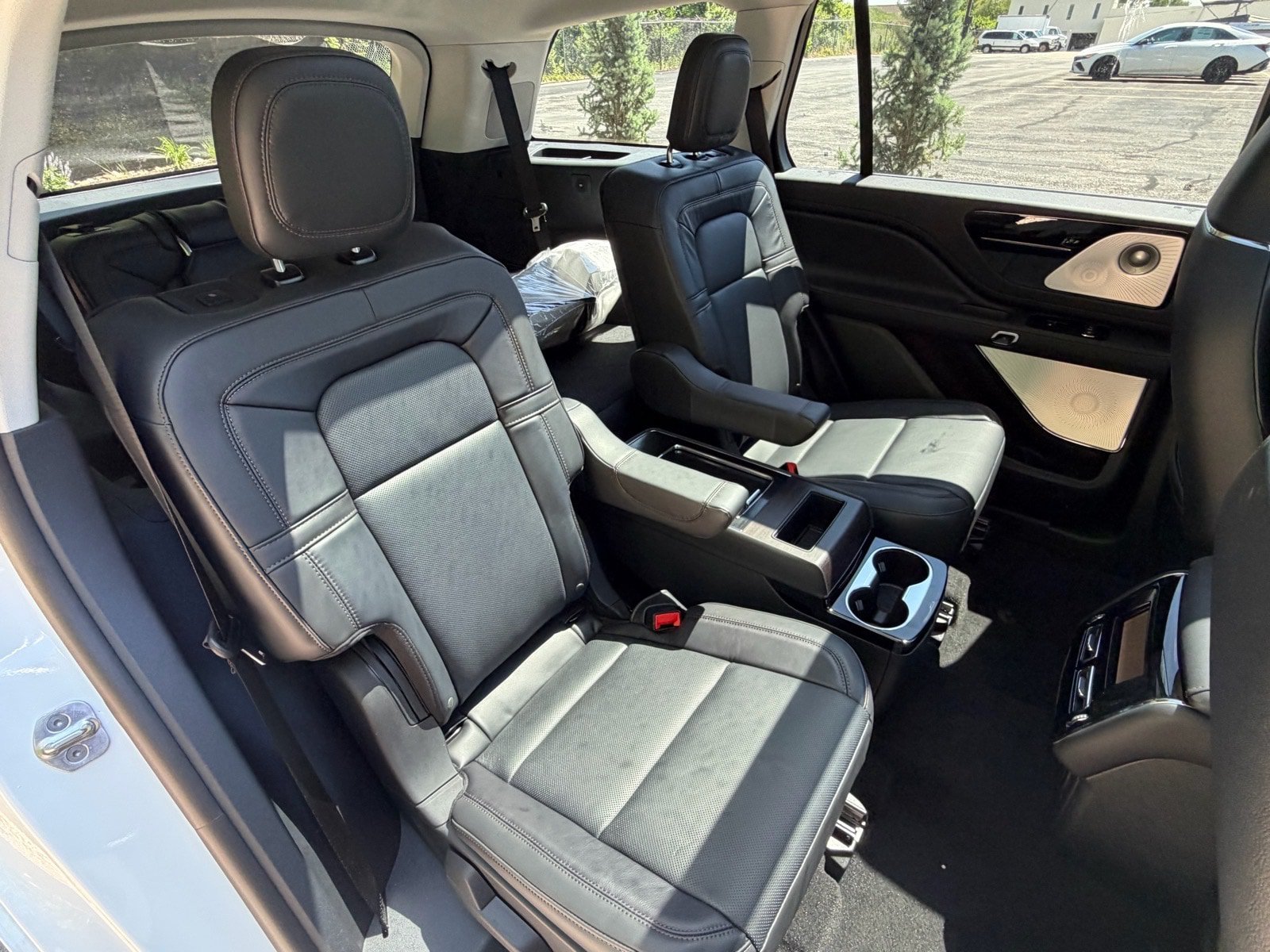 New 2026 Lincoln Aviator Reserve AWD/4WD image 15