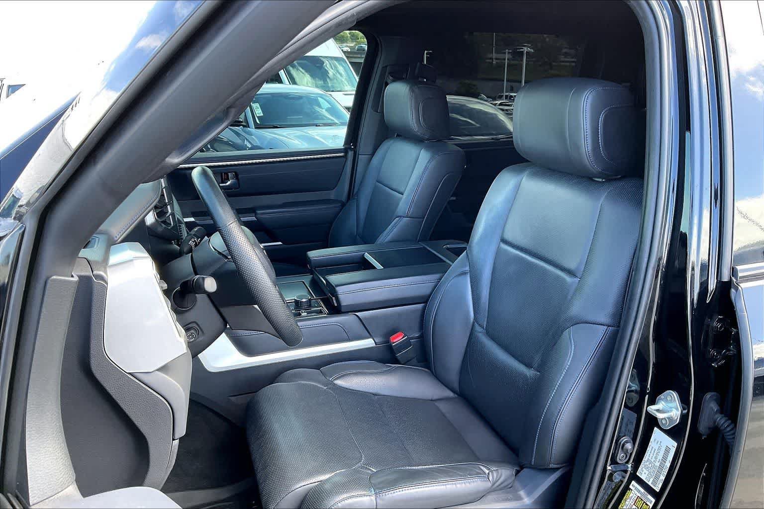 Used 2024 Toyota Tundra Platinum w/ TRD Off-Road Package AWD/4WD image 11