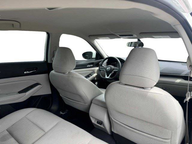 Used 2020 Nissan Altima 2.5 S FWD image 40