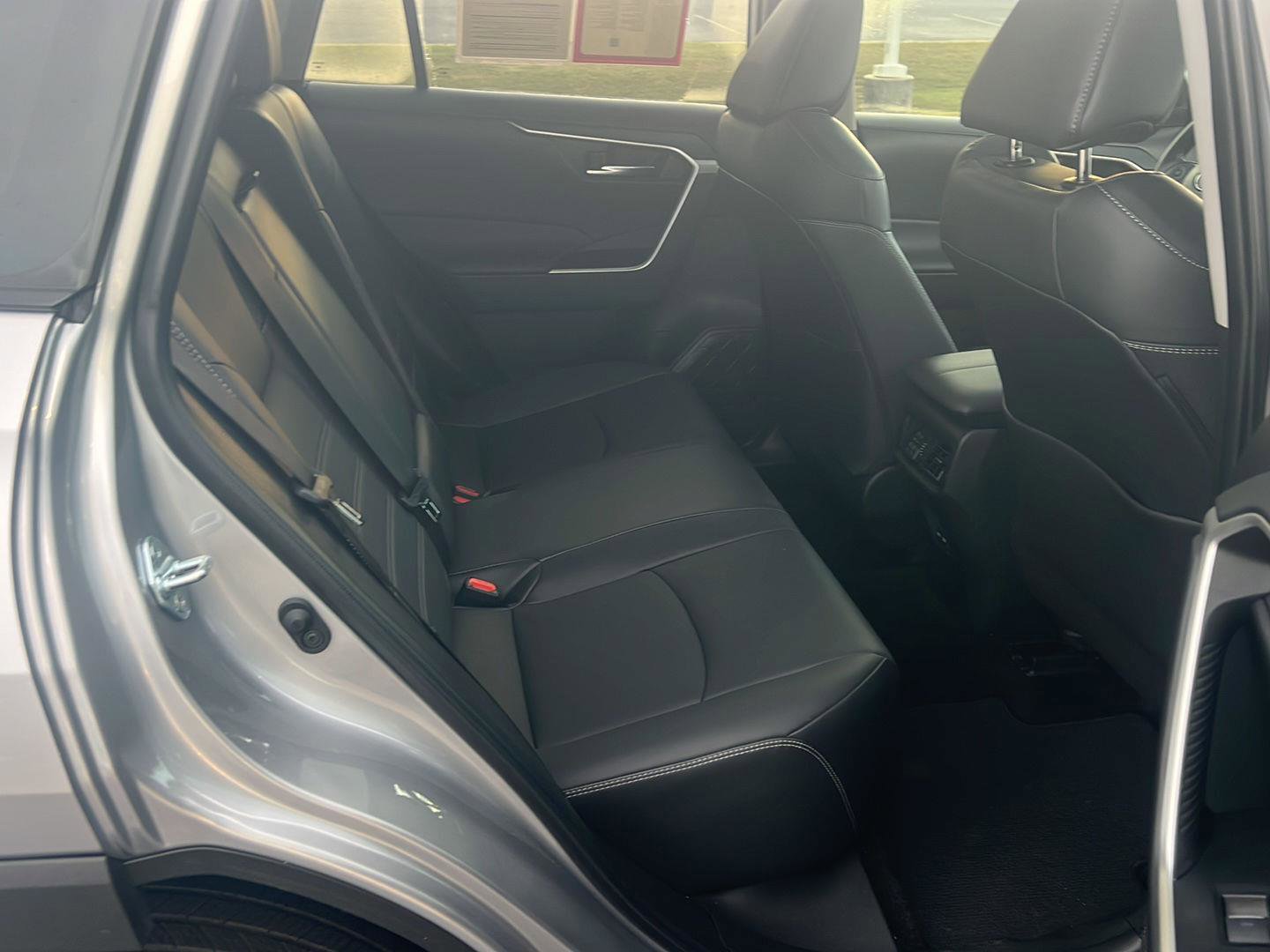 Certified 2025 Toyota RAV4 XLE Premium image 12