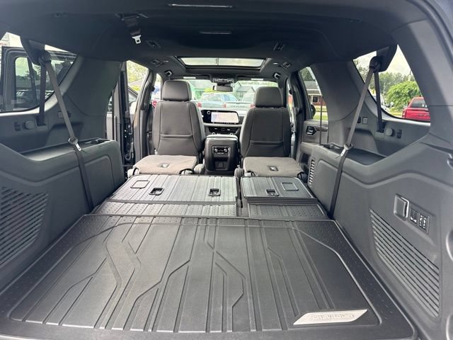 New 2026 Chevrolet Suburban Premier w/ Sun And Tow Package AWD/4WD image 66