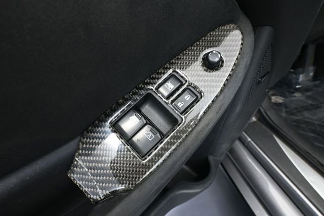 Used 2009 Nissan 370Z Touring RWD image 18