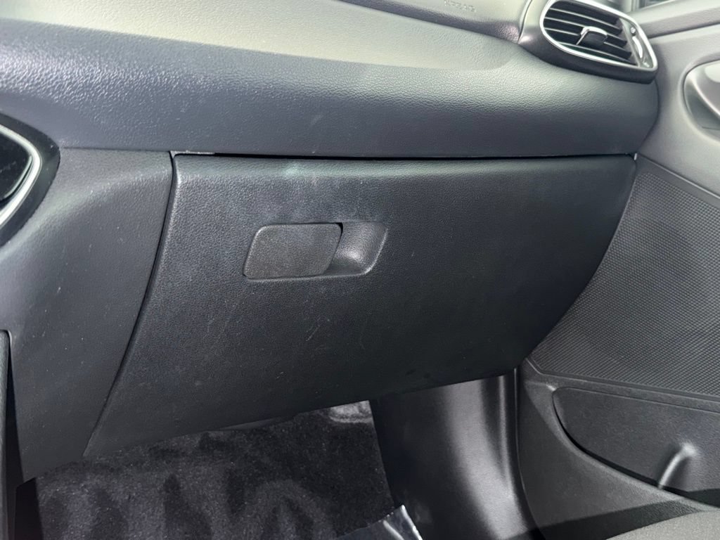 Used 2020 Hyundai Elantra GT FWD image 44