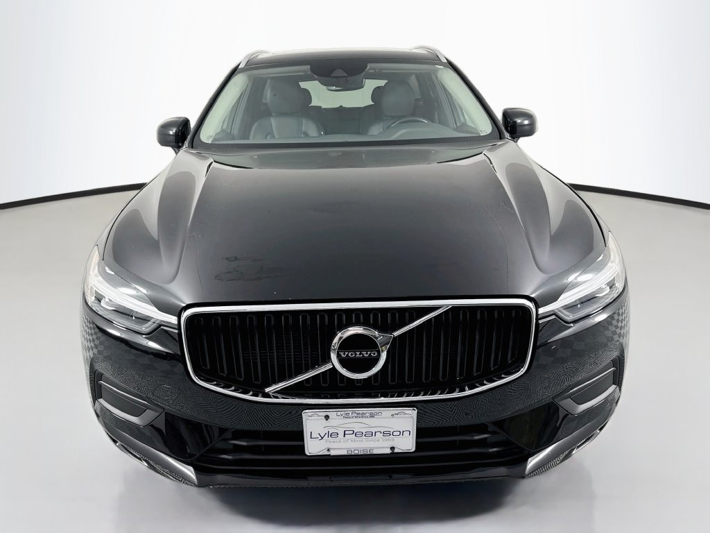 Used 2021 Volvo XC60 T5 Momentum w/ Climate Package AWD/4WD image 6