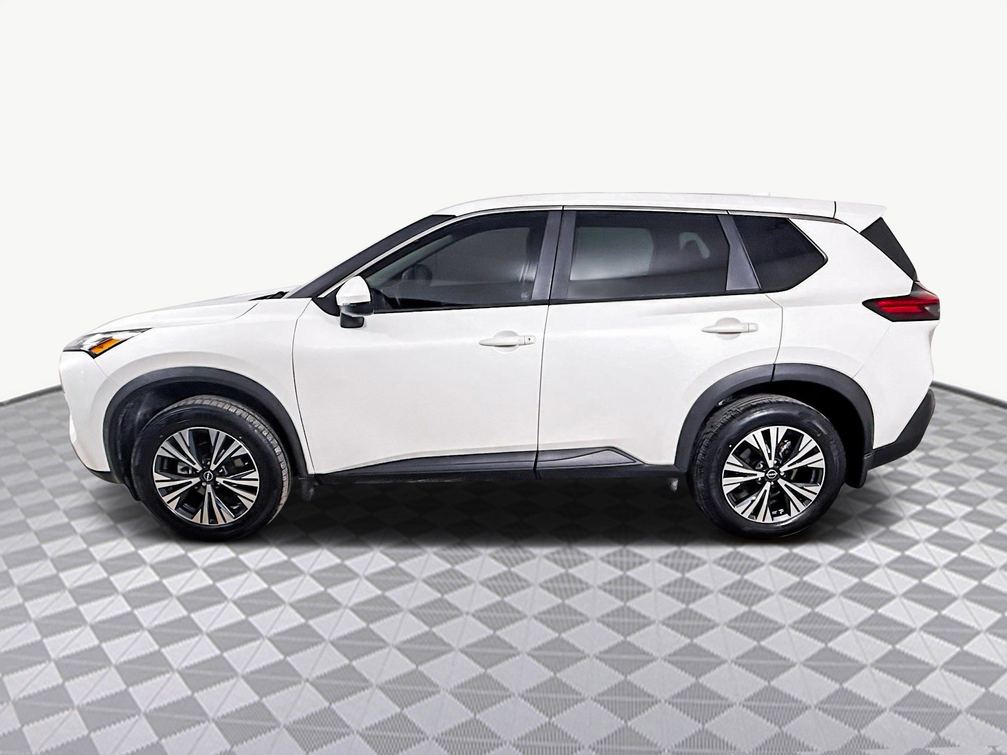 Used 2023 Nissan Rogue SV image 6