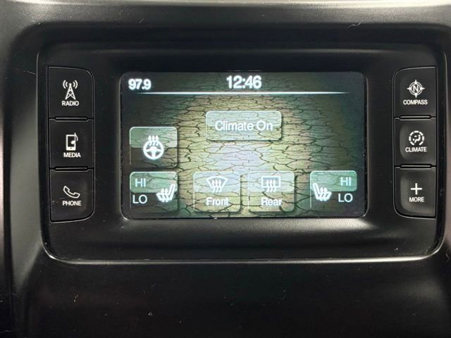Used 2016 Jeep Cherokee Latitude w/ Cold Weather Group AWD/4WD image 23