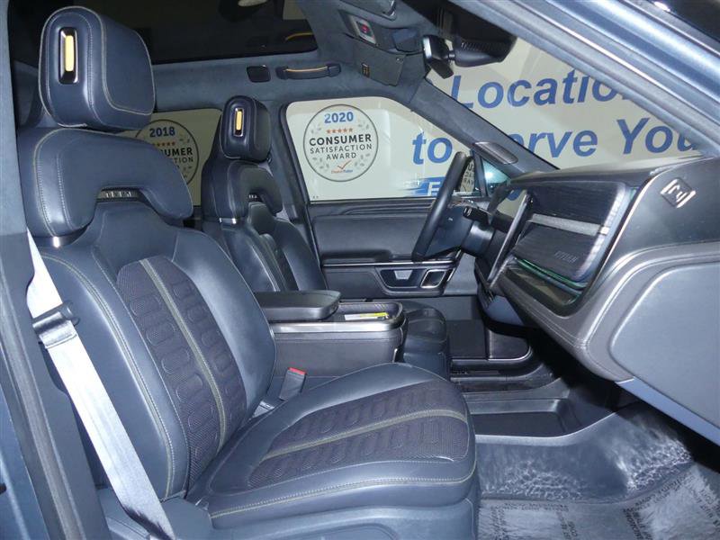 Used 2023 Rivian R1T Adventure AWD/4WD image 7