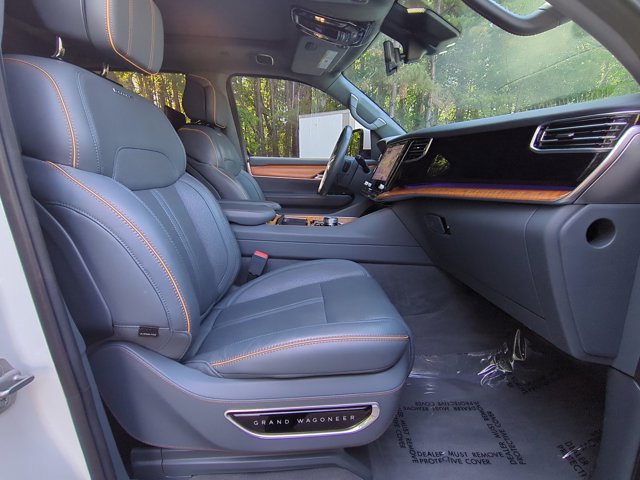 Used 2022 Jeep Grand Wagoneer Series II w/ Premium Group II image 26