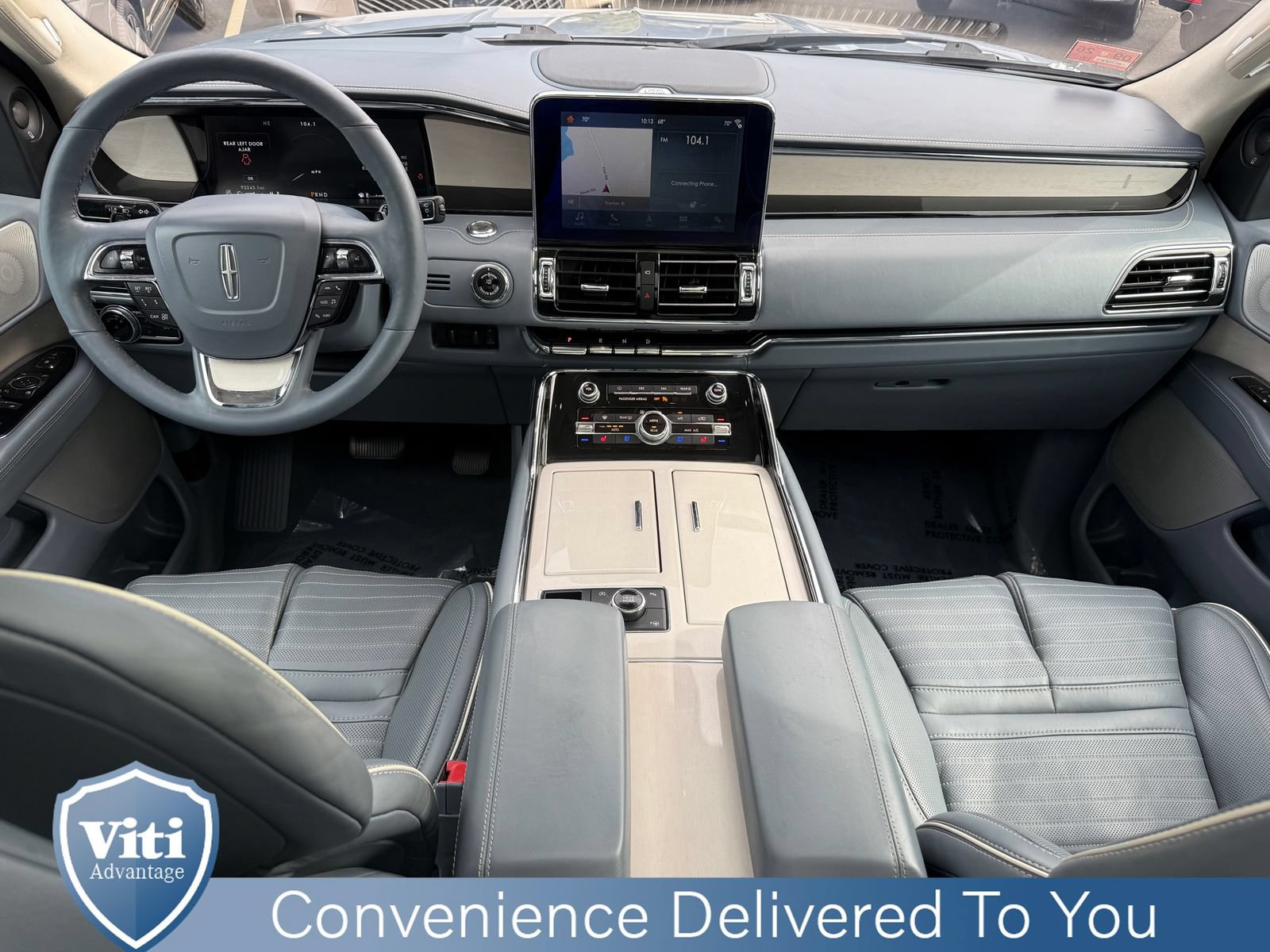 Used 2019 Lincoln Navigator L Black Label AWD/4WD image 2