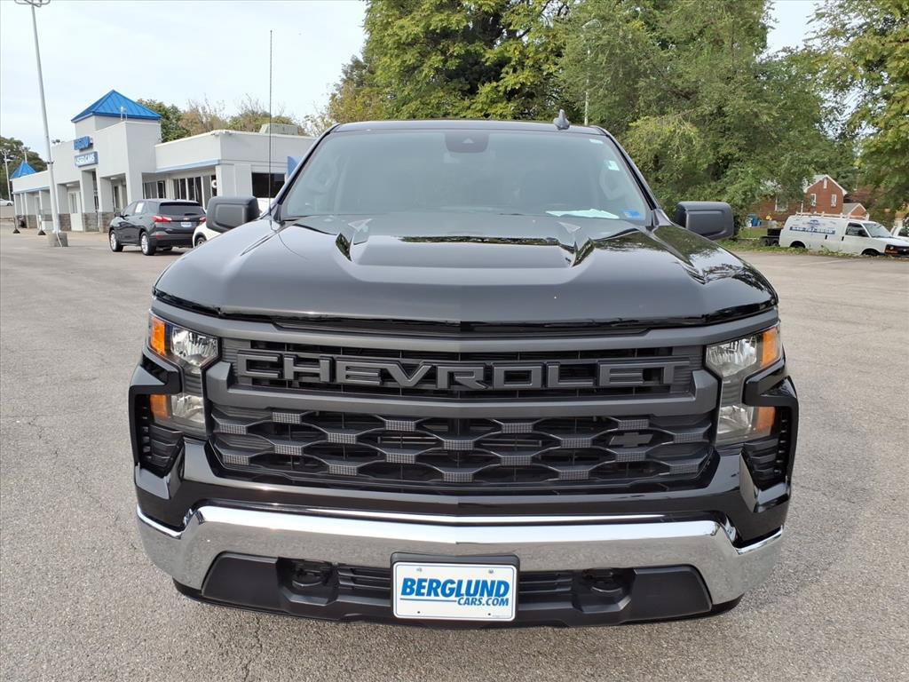 Used 2026 Chevrolet Silverado 1500 W/T w/ WT Value Package AWD/4WD image 9