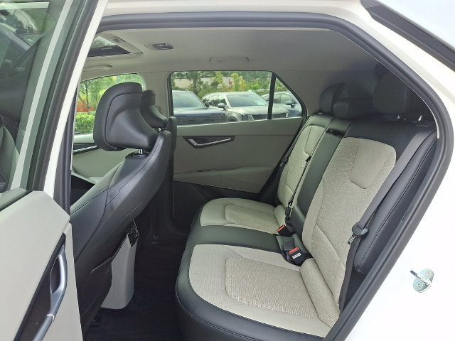 Certified 2023 Kia Niro Wave w/ Wave Preserve Package FWD image 12