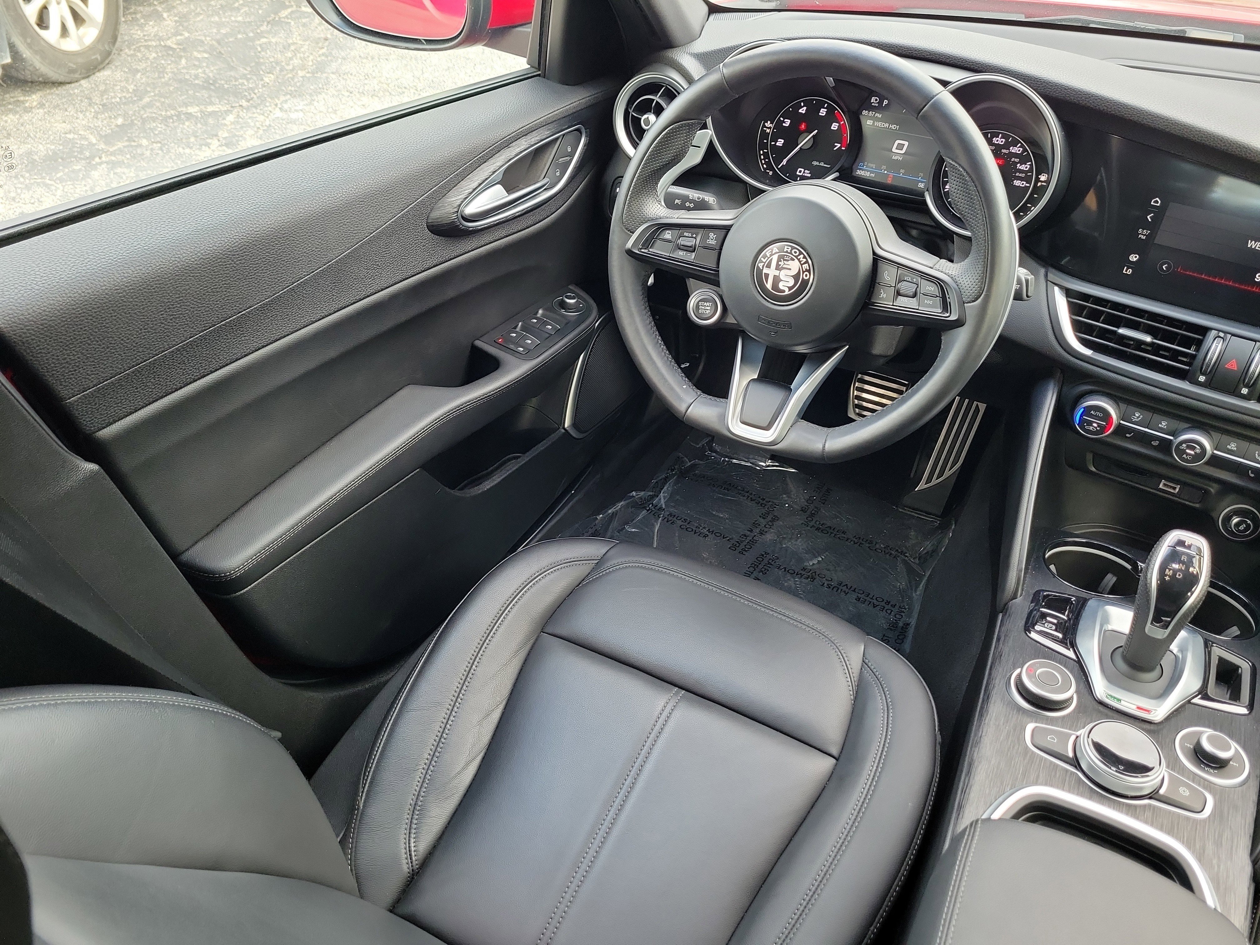 Used 2023 Alfa Romeo Giulia Sprint image 12