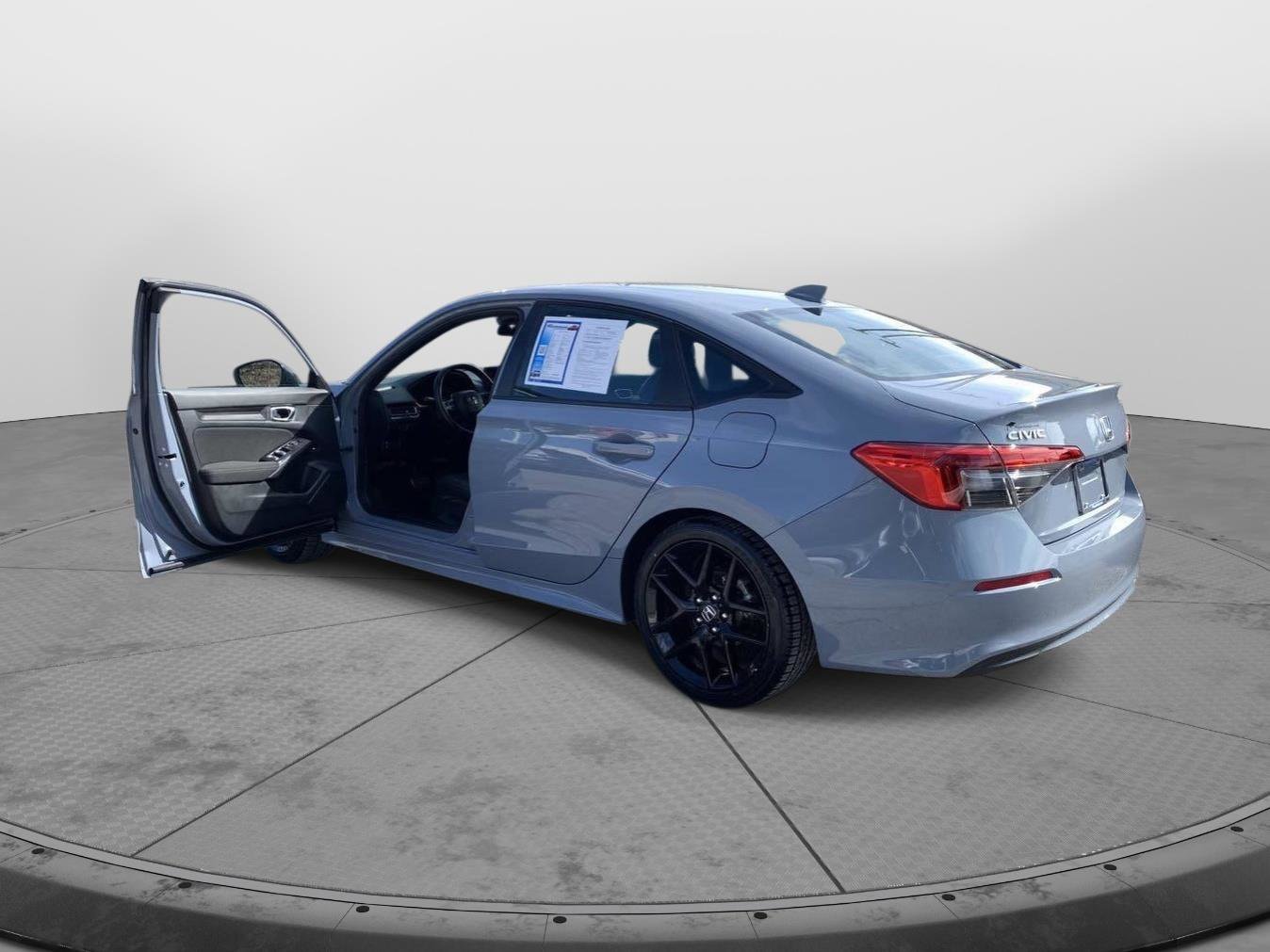 Used 2022 Honda Civic Sport image 10