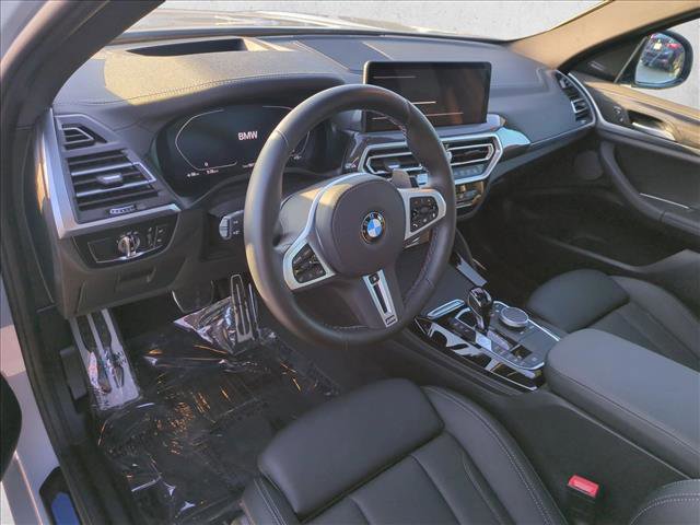 Certified 2025 BMW X4 M40i w/ Premium Package AWD/4WD image 10