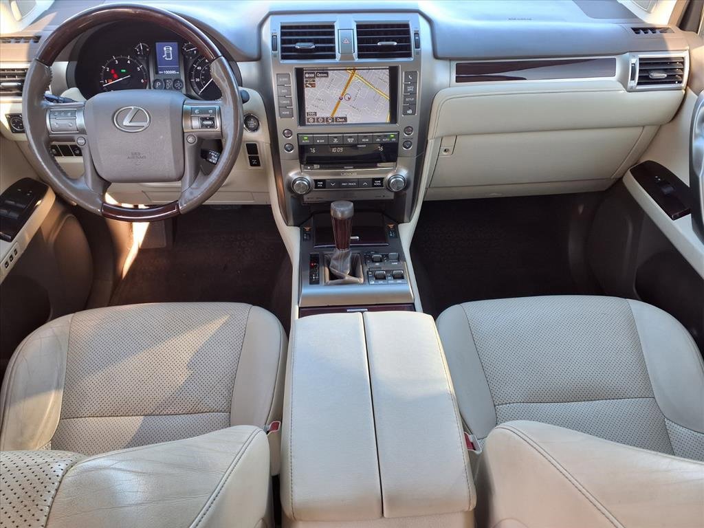 Used 2017 Lexus GX 460 Luxury image 10