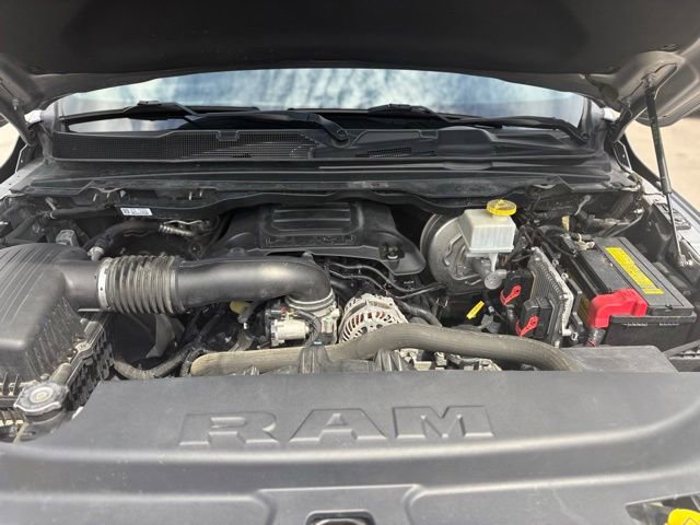 Used 2019 RAM 1500 Laramie w/ Sport Appearance Package AWD/4WD image 10