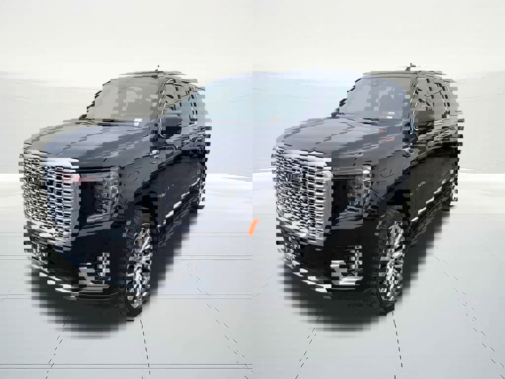 Used 2022 GMC Yukon XL Denali image 7