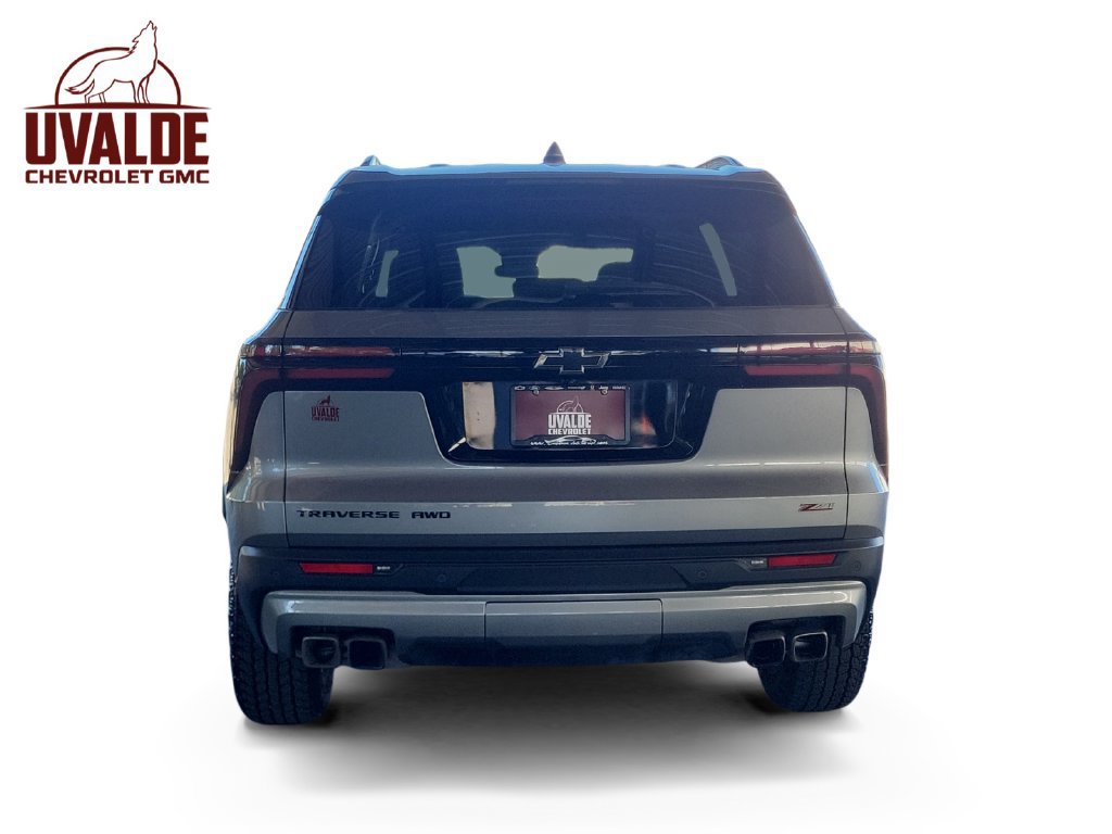 Used 2024 Chevrolet Traverse Z71 AWD/4WD image 4