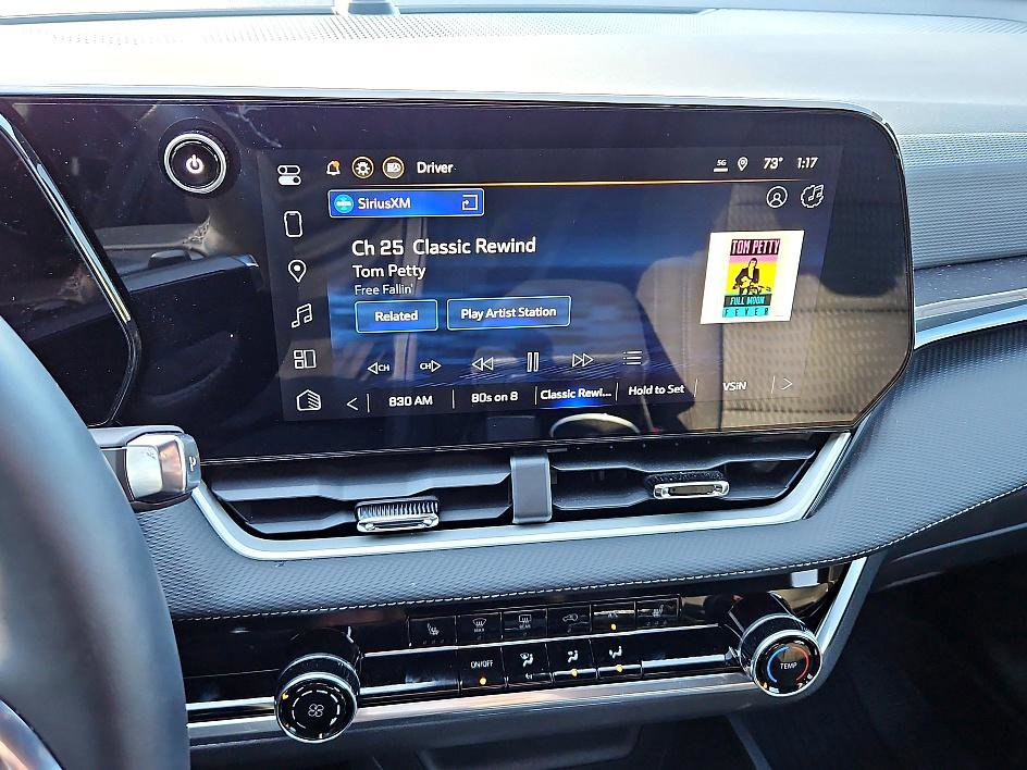 New 2026 Chevrolet Equinox LT image 17