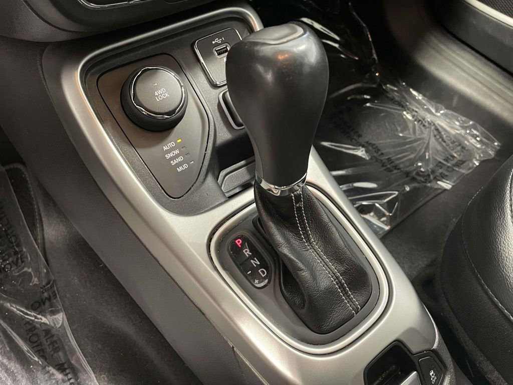 Used 2021 Jeep Compass 80th Special Edition image 23