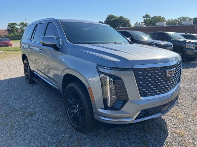 Used 2025 Cadillac Escalade Premium Luxury w/ LPO, Floor Liner Package AWD/4WD image 3