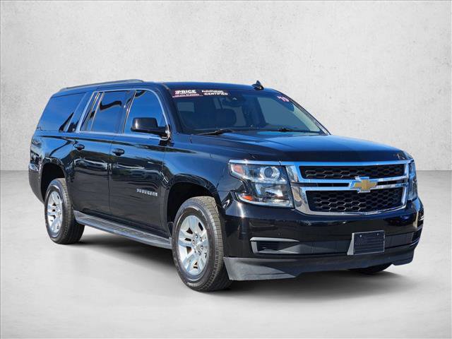 Used 2019 Chevrolet Suburban LT image 3