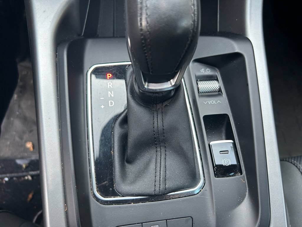 Used 2024 Dodge Hornet GT w/ Cold Weather Group AWD/4WD image 23