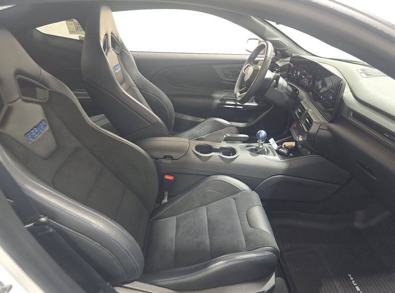 Used 2025 Ford Mustang Dark Horse w/ Dark Horse Handlin Package RWD image 3