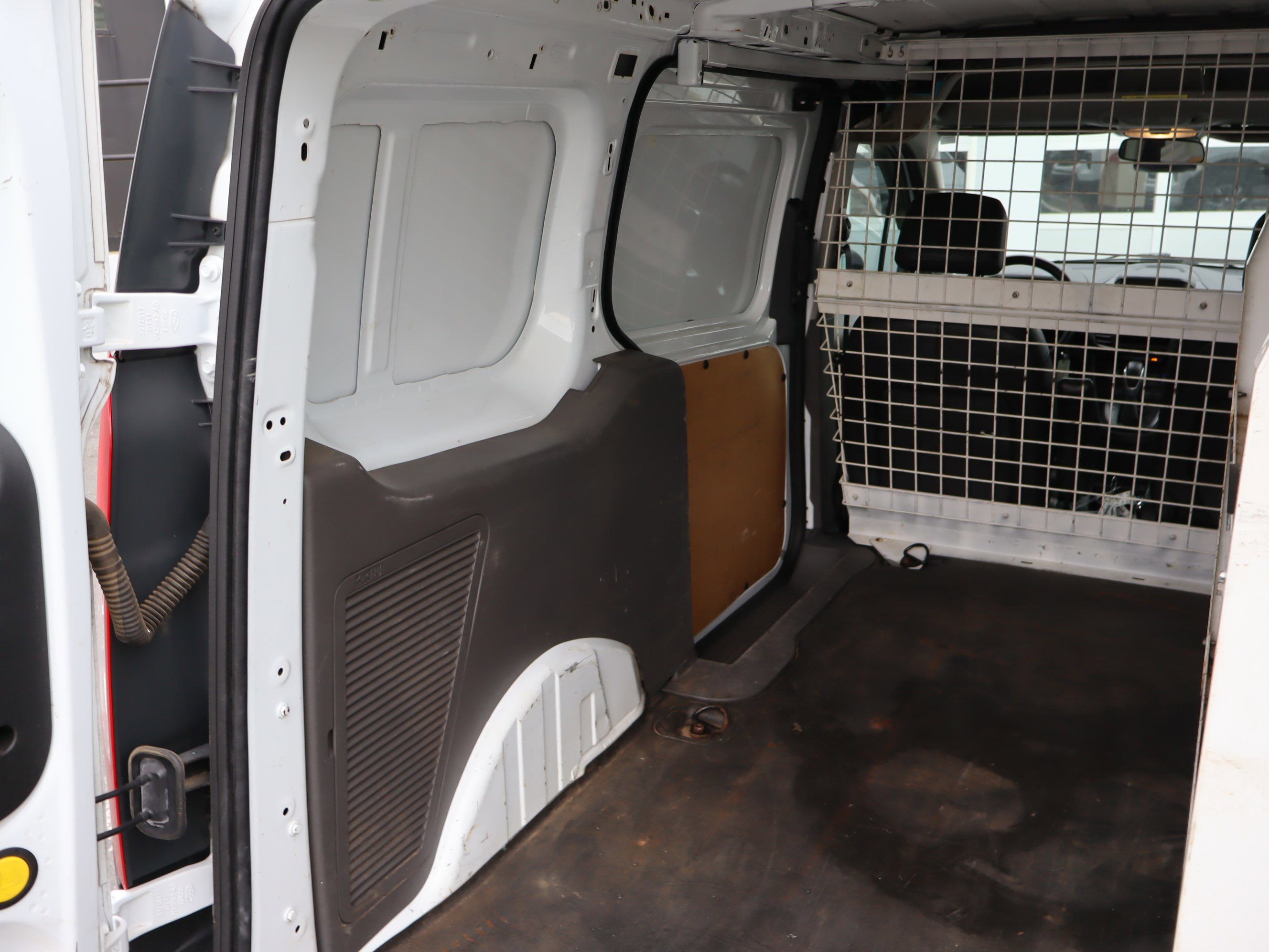 Used 2019 Ford Transit Connect XL FWD image 32